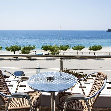 Dhima Hotel Himare Exterior foto