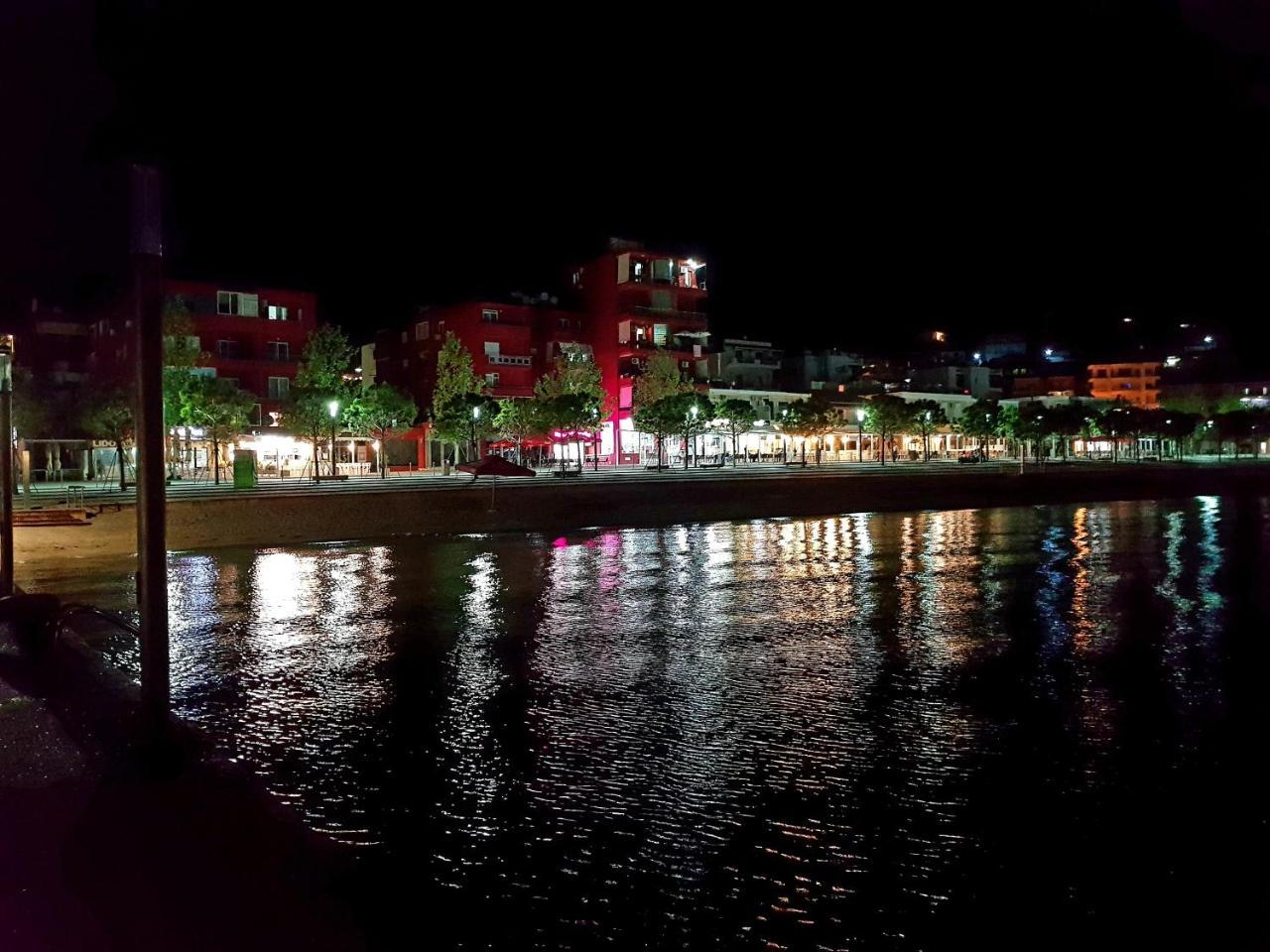 Dhima Hotel Himare Exterior foto